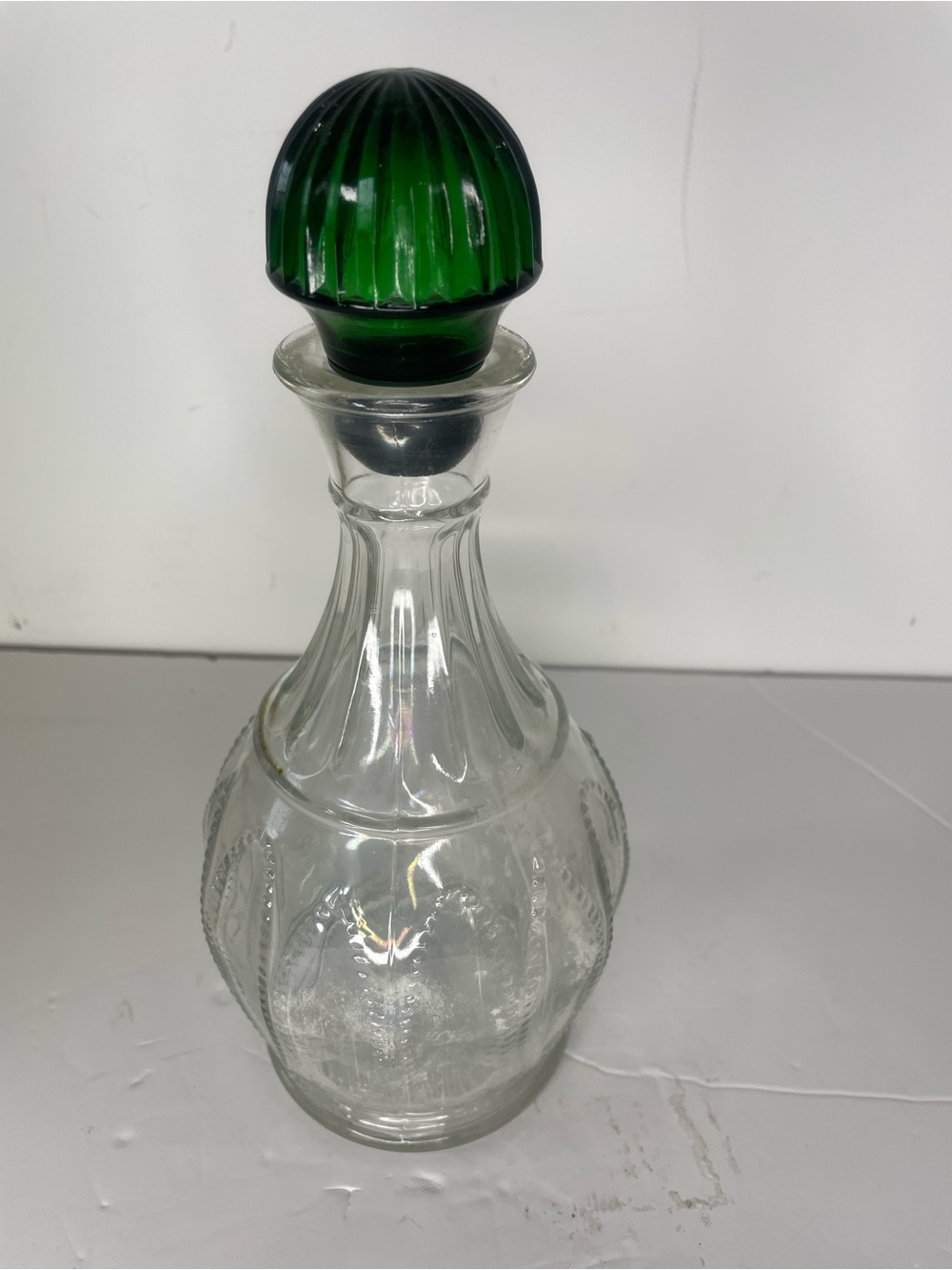 Vintage Avon Glass Decanter Green Stopper Bar Whiskey Bourbon 10.25”